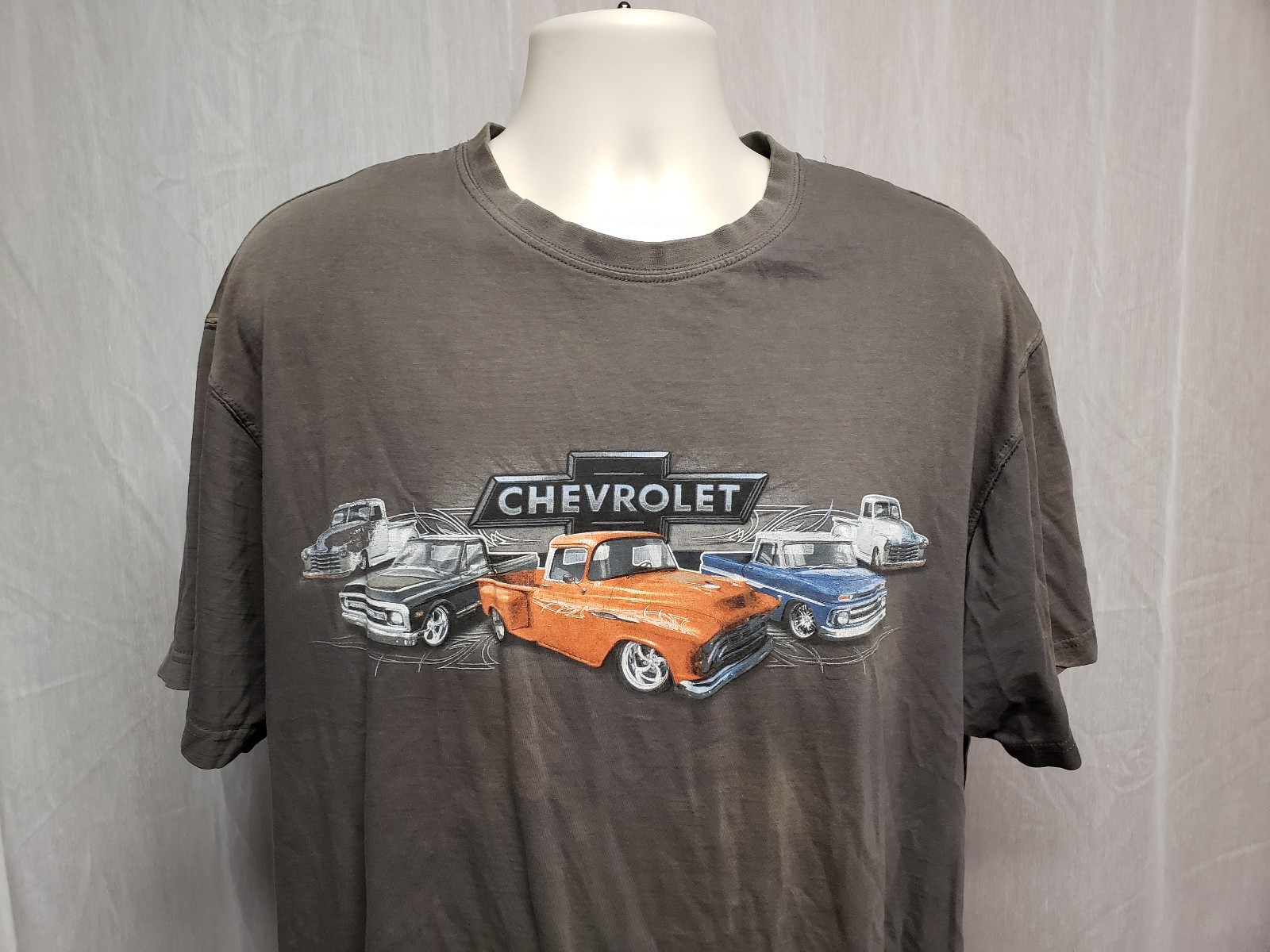 Chevrolet Classic Cars Adult Gray XL TShirt gallery