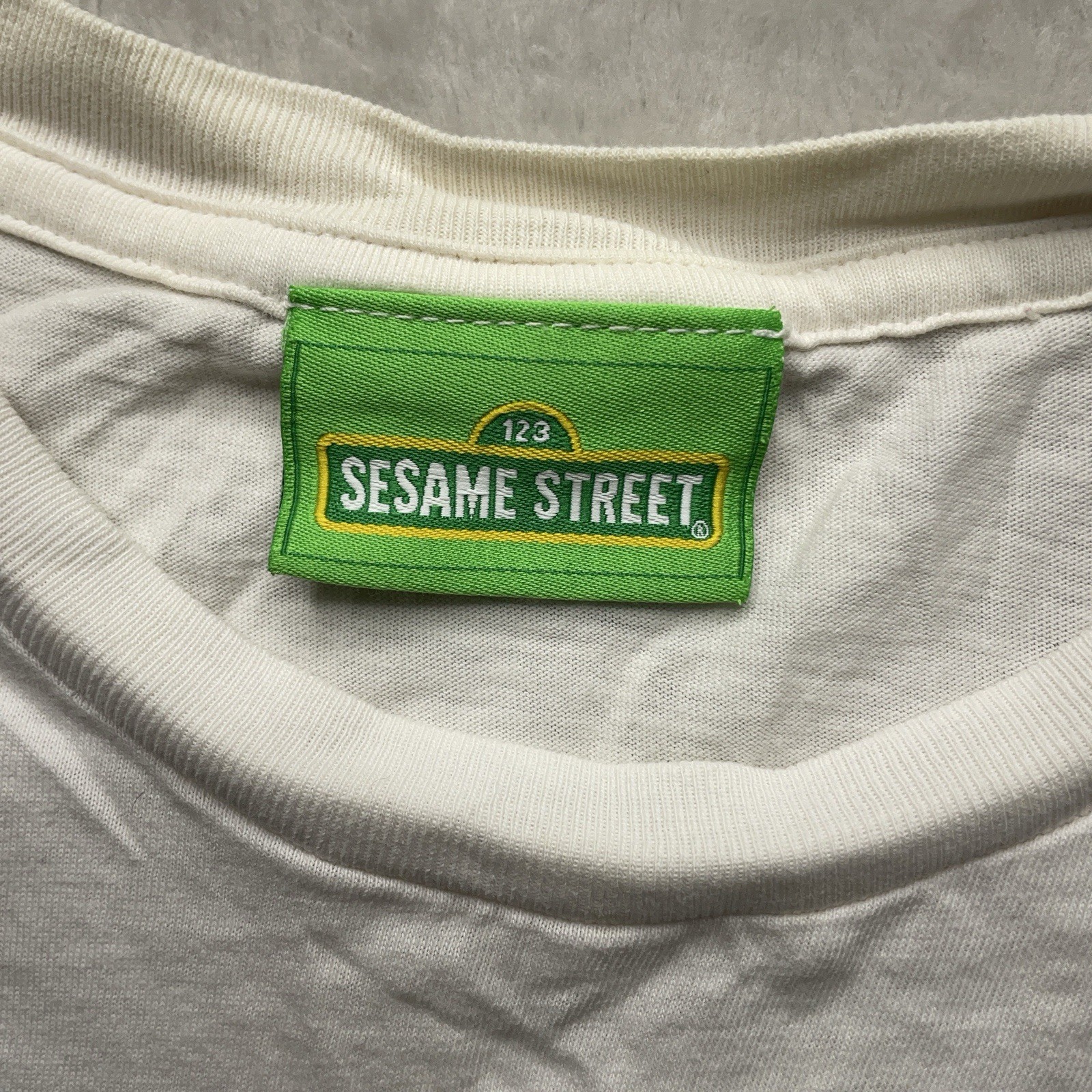 Vintage Sesame Street Elmo Im On A Boat Graphic Short Sleeve T Shirt Men’s 2XL gallery