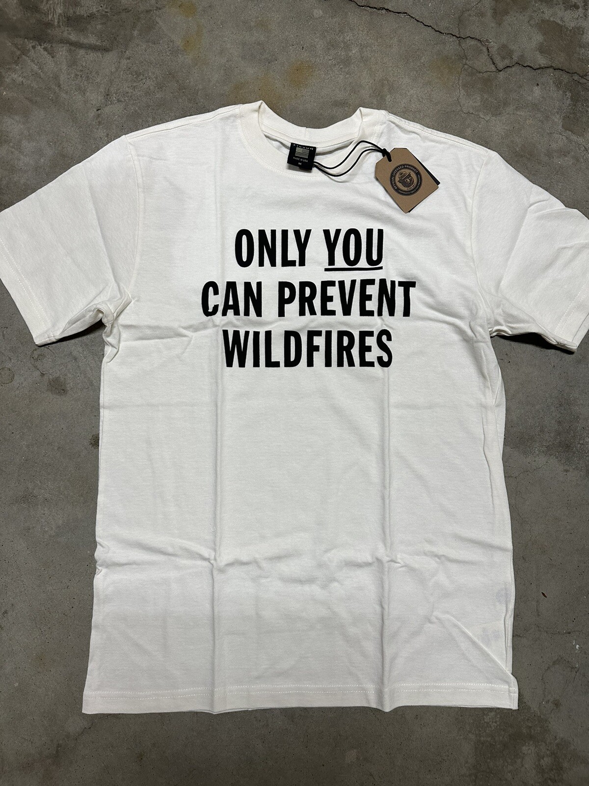 NWT Filson Smokey The Bear Only You Can Prevent Wildfires Mens Limited White XL gallery