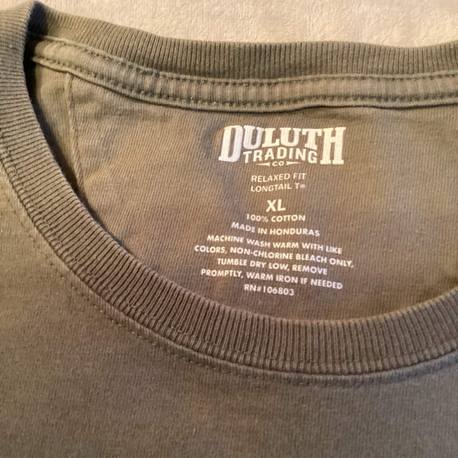 Duluth Trading Long Sleeve Pocket Tee Olive Green XL Relaxed Fit Longtail EUC gallery