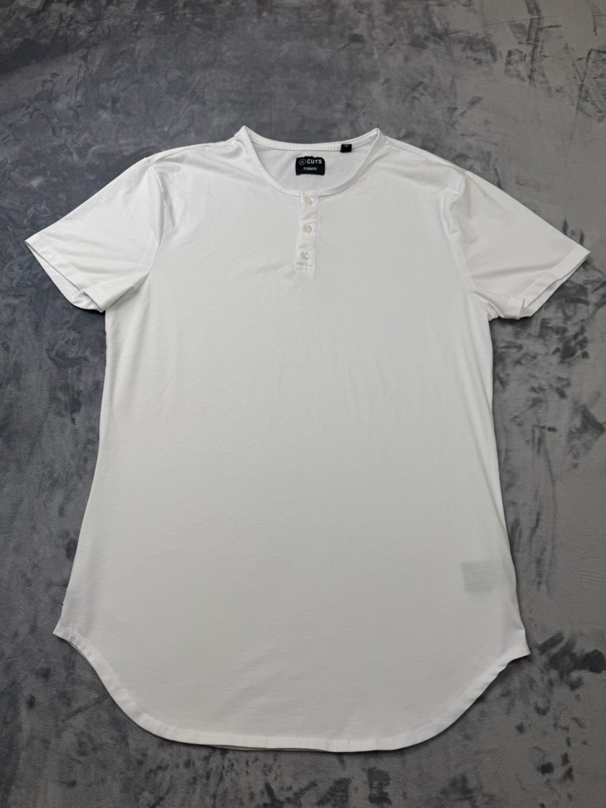 Cuts Clothing Elongated Henley T-Shirt Men's XXl White gallery