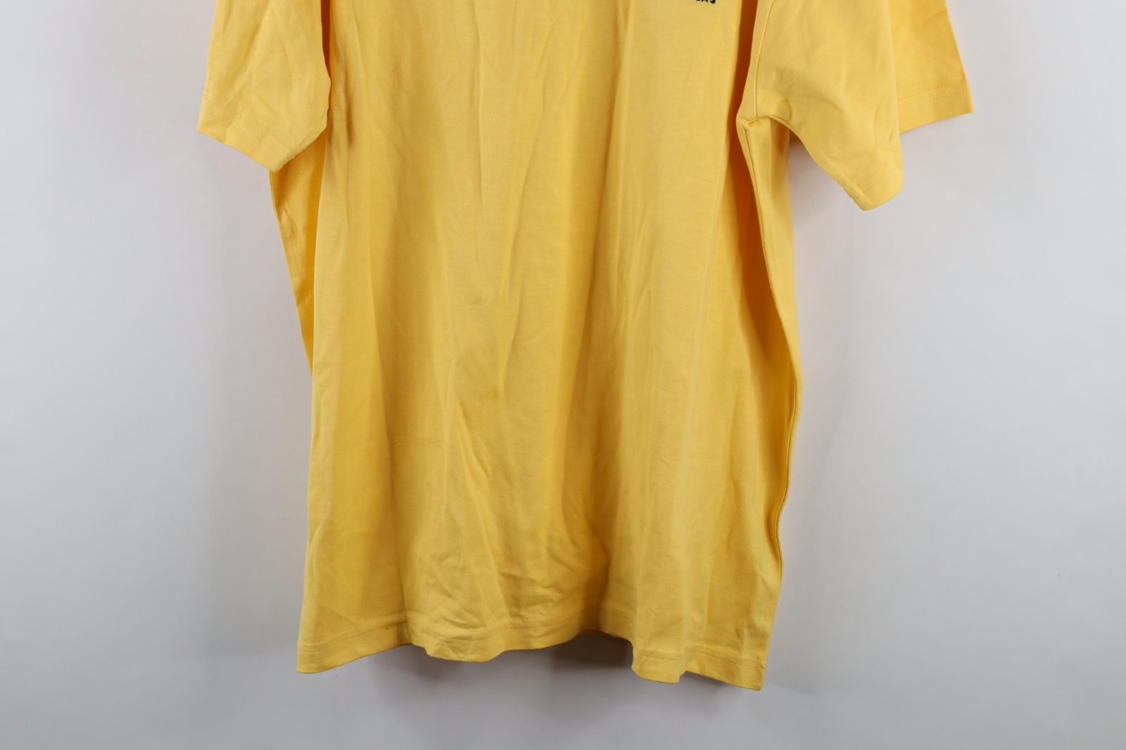 Deadstock Vintage Rainforest Cafe Mens XL Spell Out Las Vegas MGM Grand T-Shirt gallery