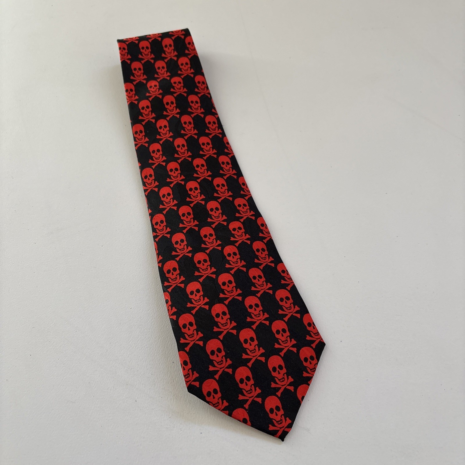 Men’s Goth skulls and crossbones 55” Long By Gold City Handmade Used Halloween