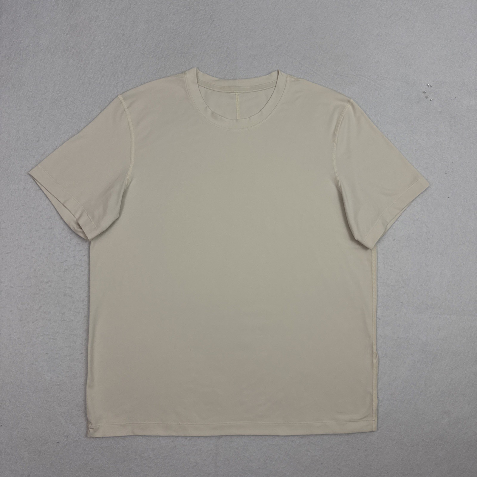 Lululemon Fundamental Tee Mens Large Bone Performance Gym Yoga Training Shirt gallery