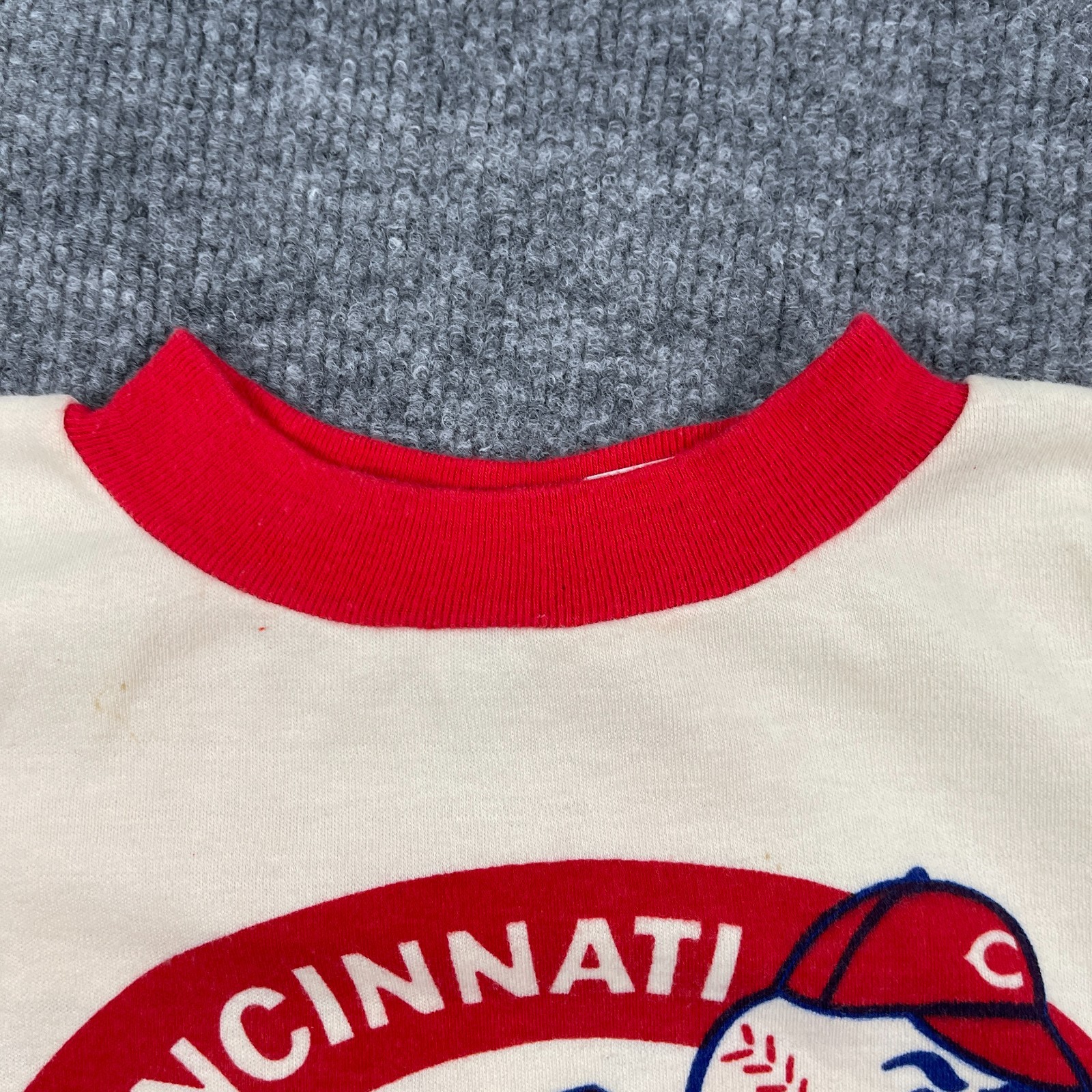 Vintage 70s Cincinnati Reds Mike #28 Baseball Shirt Teens Medium 15x22 Ivory gallery