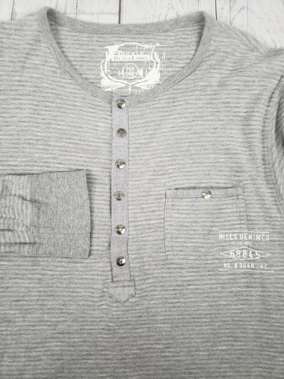 Buckle Black Label Henley Shirt Sz Large Gray Studded Button Pocket Long Sleeve gallery