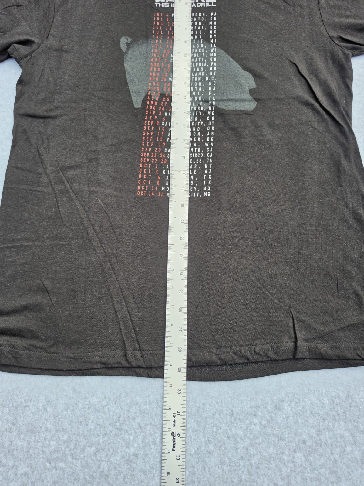 Roger Waters This Is Not A Drill 2022 Size large T Shirt NWOT gallery