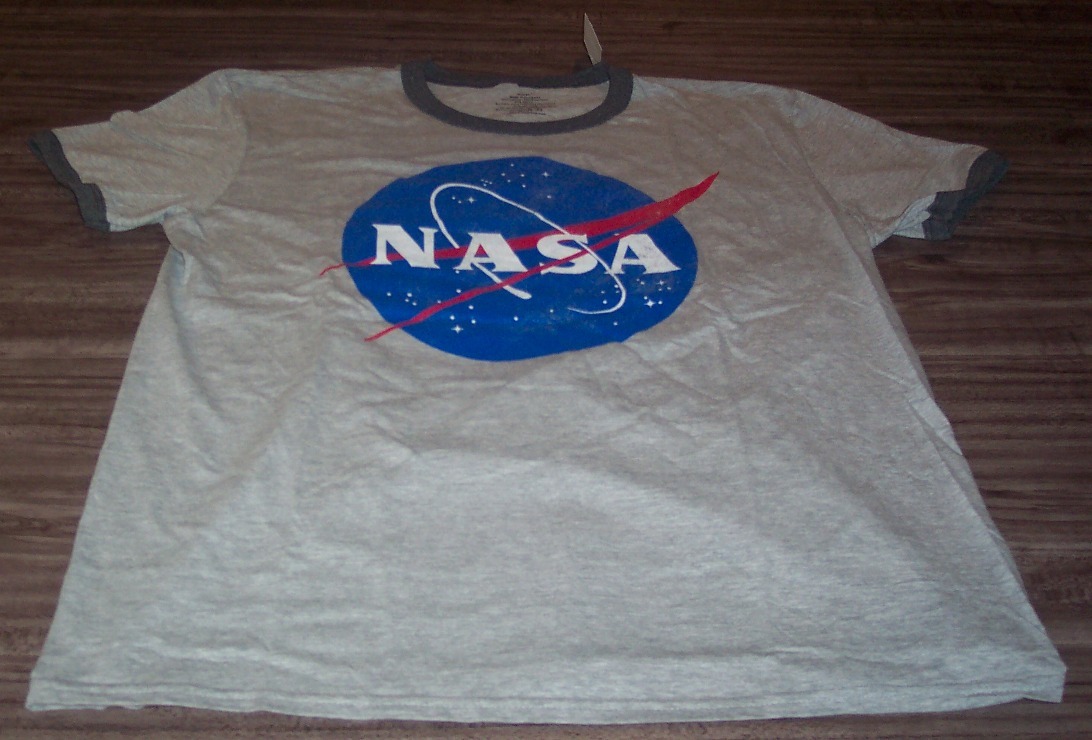 VINTAGE STYLE NASA Astronaut T-Shirt MENS XL NEW w/ TAG gallery