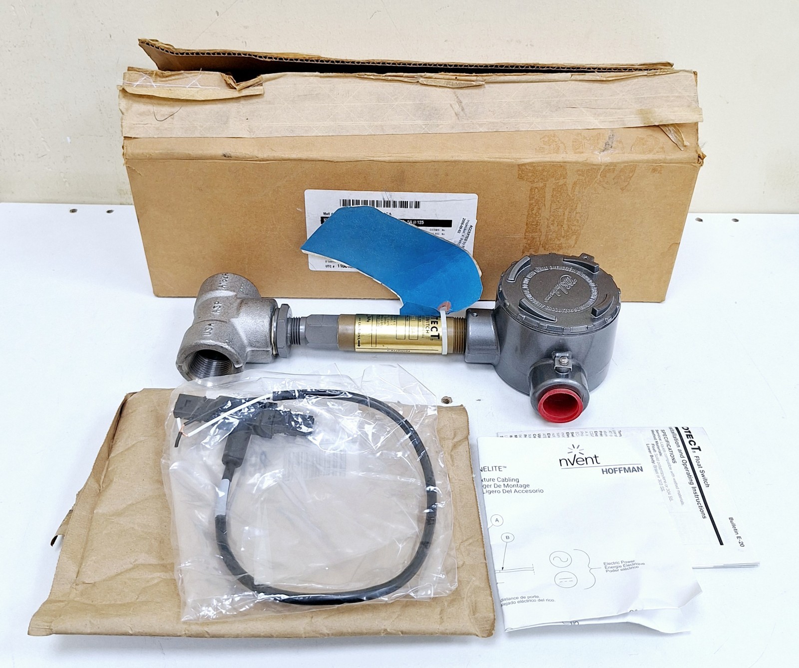 Flotect L6EPB-SD3L CSA Float Level Switch with Plug 5A 125/250 VAC