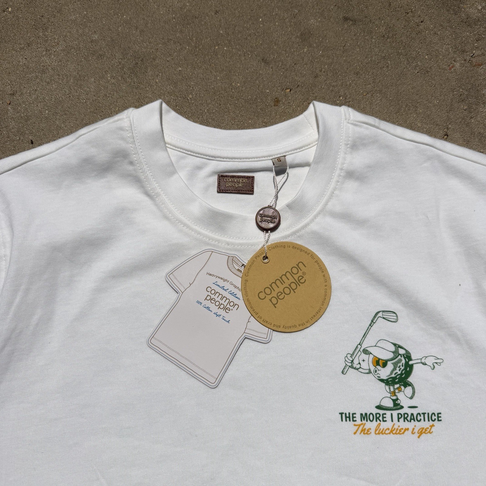 Common People Golf Club Tee Men’s Small White Graphic Shirt NWT gallery