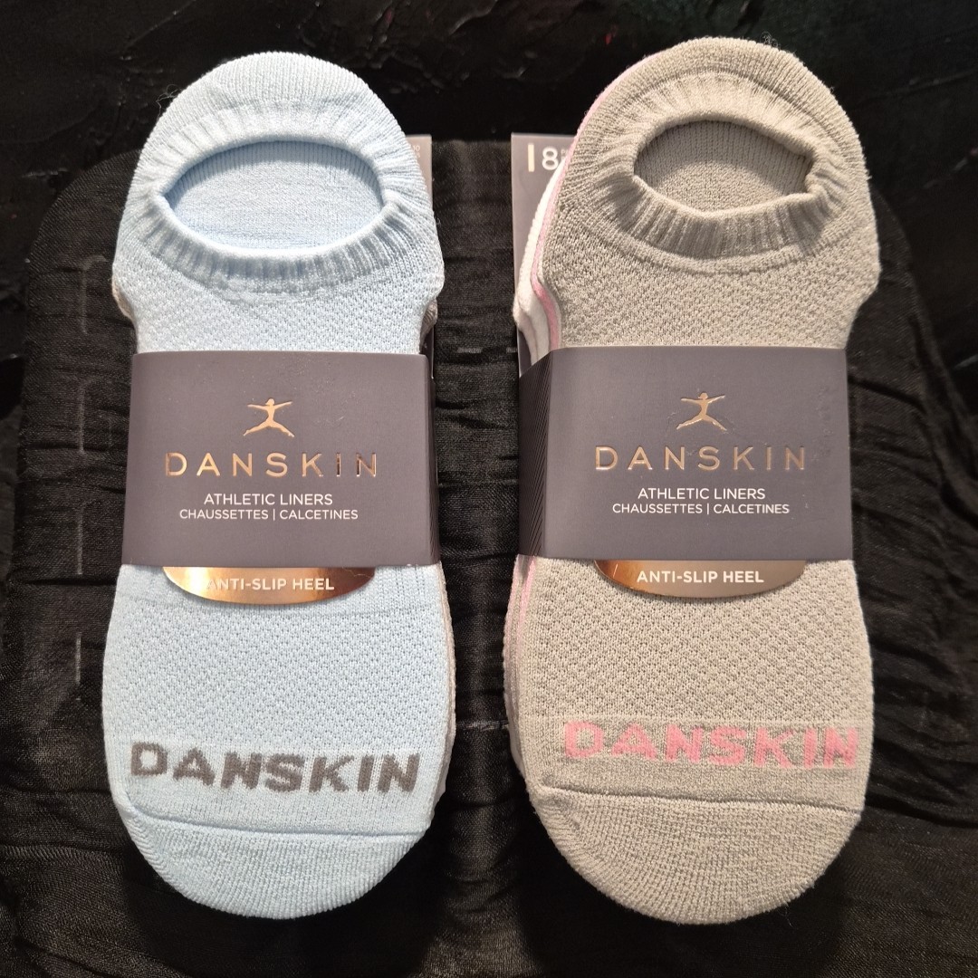 Danskin Logo Women’s No-Show Sneaker Liner Socks Lot w/Anti-Slip Heel ~16 PAIRS~