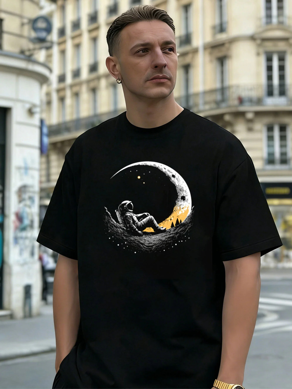 Astronaut Moon View Graphic 100% Cotton Men’s T-Shirt, for Daily Streetwear