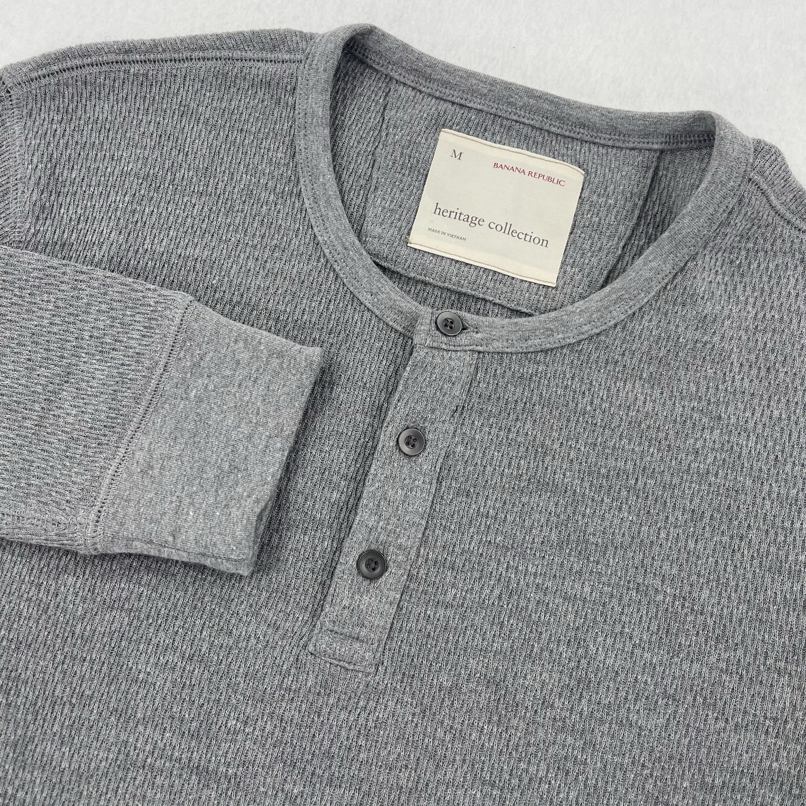 Banana Republic Henley Shirt Mens M Gray Heritage Collection Textured Knit gallery