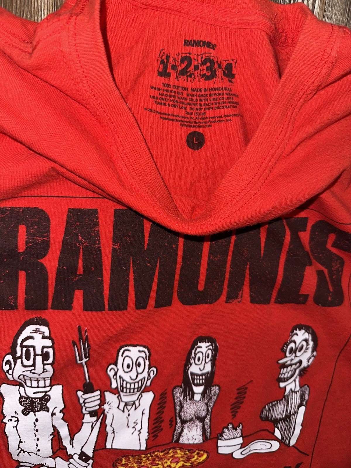 Ramones “Pizza Pizza Hey” Italian Tour 1992 Red Shirt Men’s Large gallery