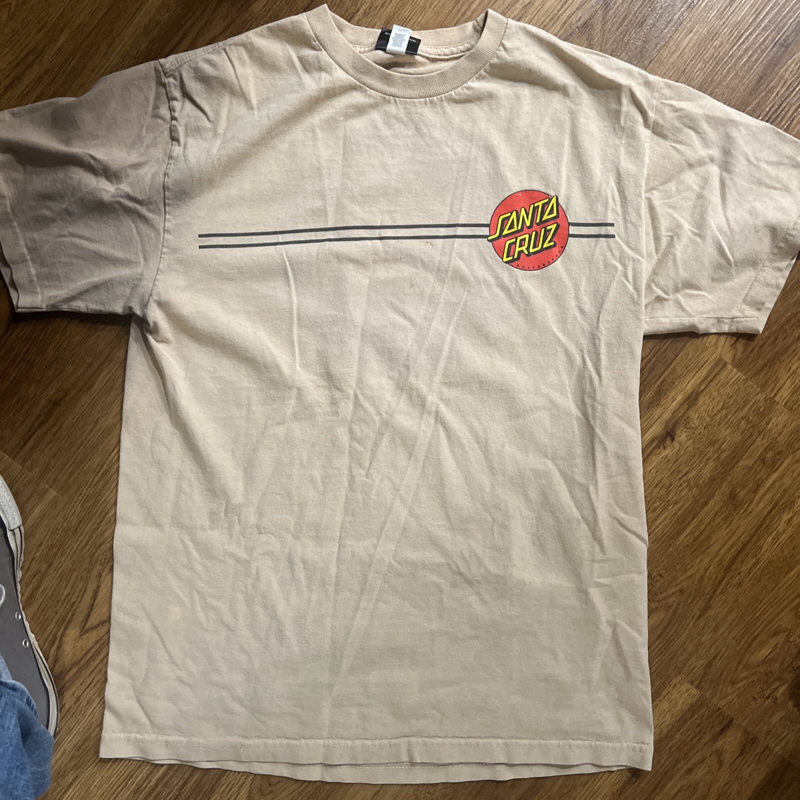 Original Santa Cruz Skateboards T-Shirt Men's Size Medium Cream gallery