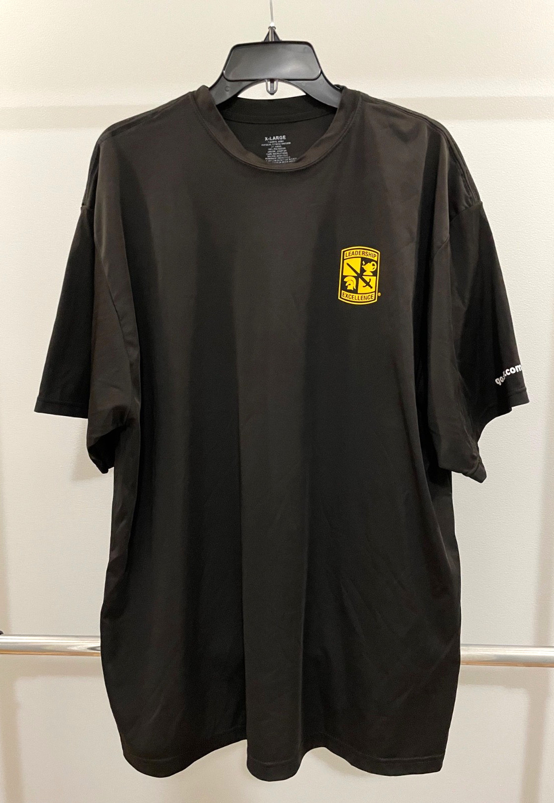 United States Army ROTC Leadership Excellence Crest Logo Black T-Shirt Mens XL