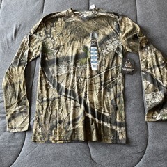 REALTREE APX SCENT CONTROL HUNTING CAMO LONG SLEEVE MEN’S T-SHIRT (SIZE – S)