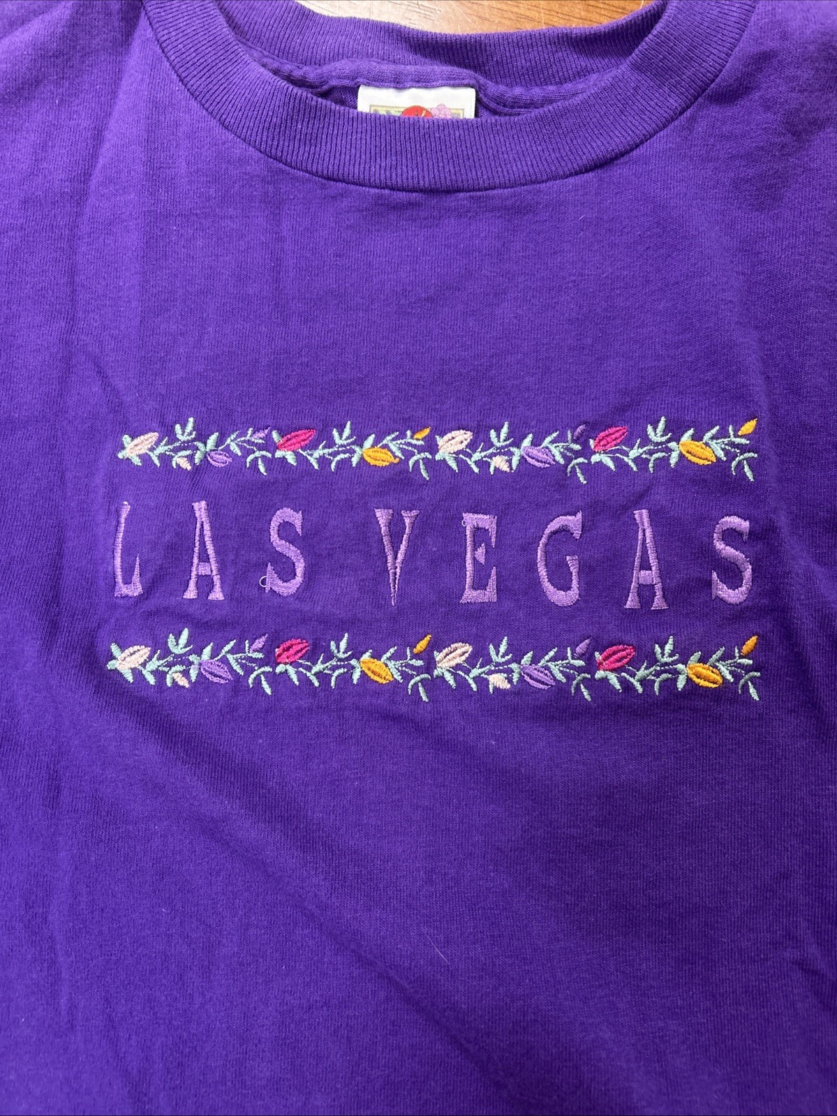 Vintage Fruit Of The Loom Las Vegas T Shirt Men’s Size Medium Purple gallery