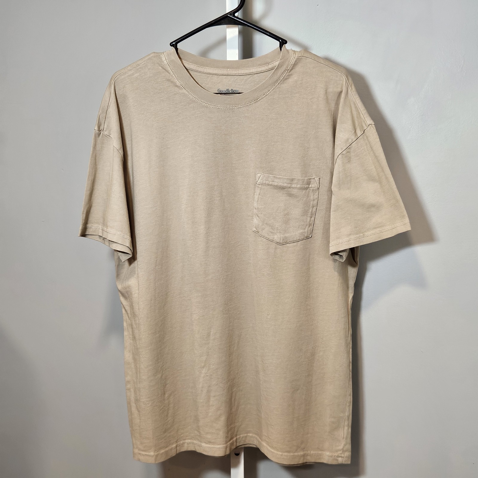NWT Goodfellow & Co Men’s Size L Tan Relaxed Fit T-shirt Short Sleeves Crew Neck gallery
