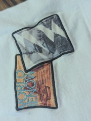 Staple Pigeon Eifel Tower Big Ben London Paris SHIRT (XL) 22×27 DISTRESSED