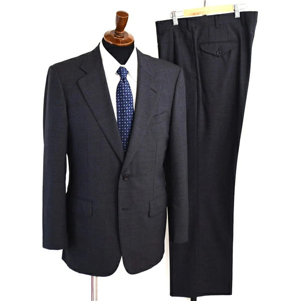 Burberrys Dark Gray Stripe Wool 2Button Suit with Center Vent 100% Wool