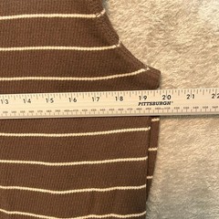 Old Navy Men Size L Classic Rugged Outdoor Striped Crewneck Thermal Shirt Brown