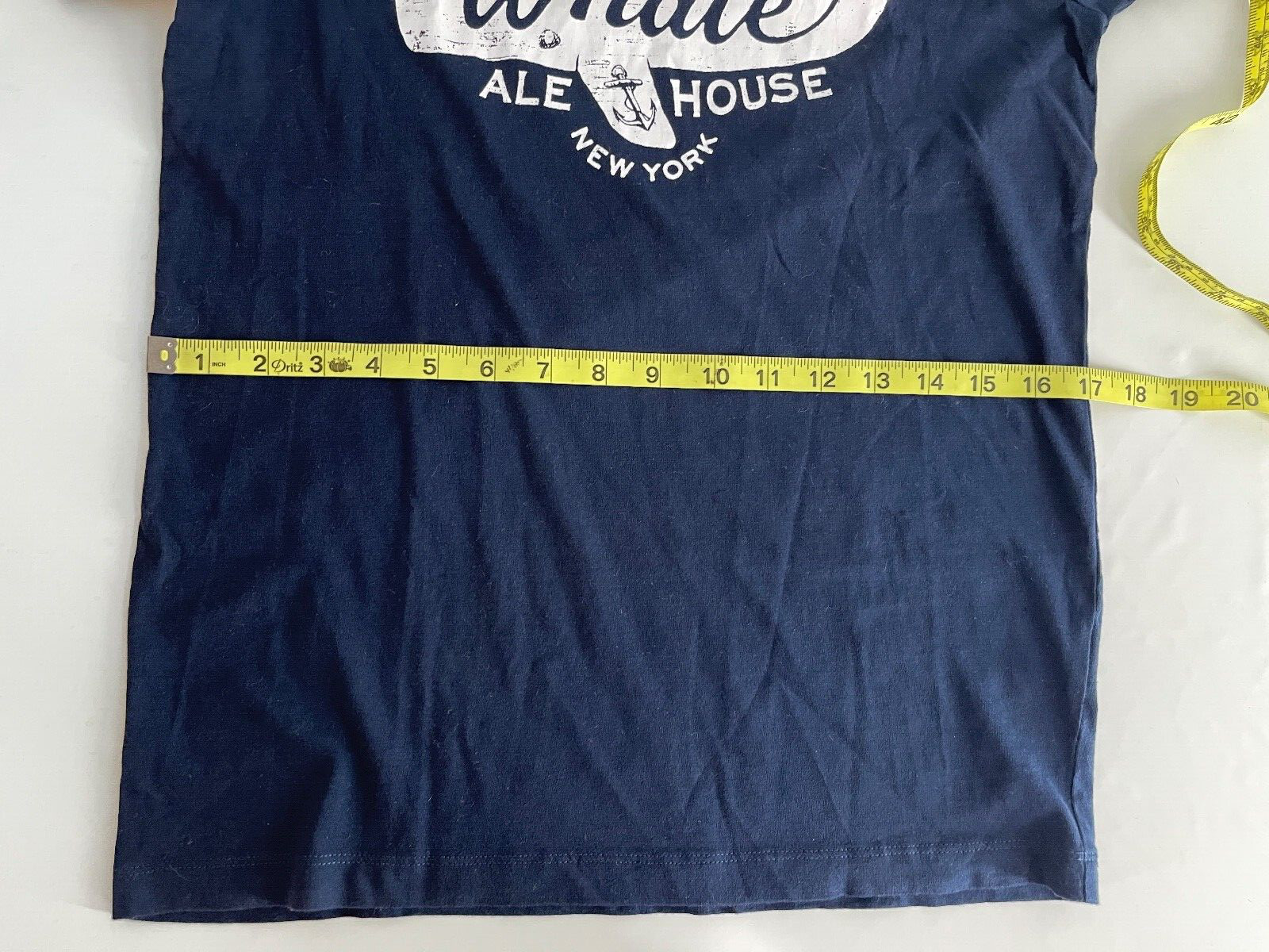 J.Crew NWT Mercantile Broken-in tattooed whale T-shirt Deep-Navy Size XS J0377 gallery