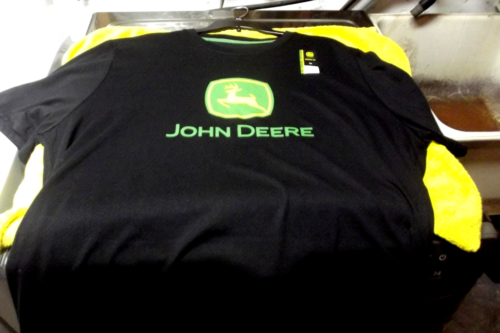 John Deere Black Tee T-SHIRT Logo MEN Size 2XL NEW L@@K gallery