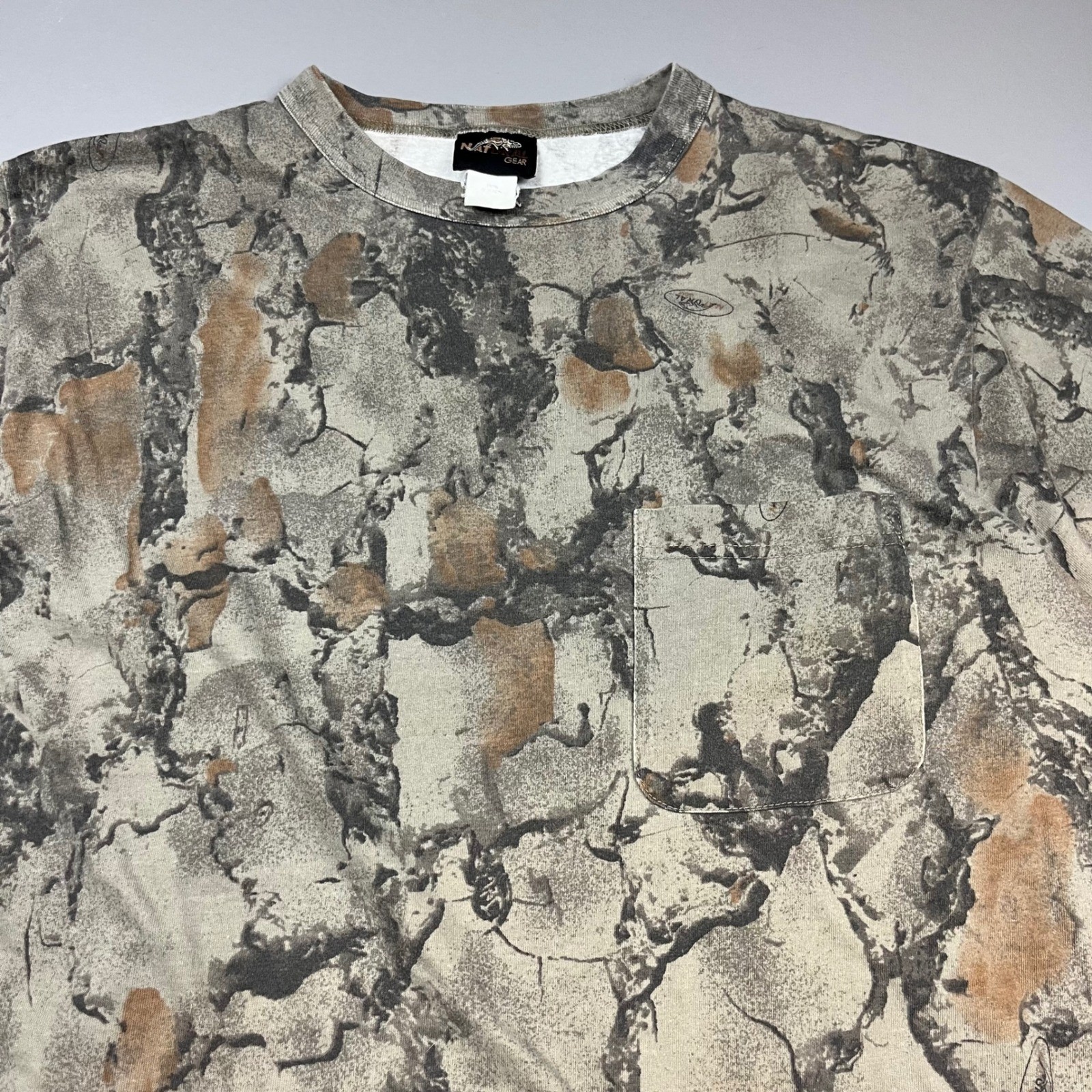 VTG Natural Gear Pocket T-Shirt Mens XL Brown Tan Camo Bark Hunting Short Sleeve gallery