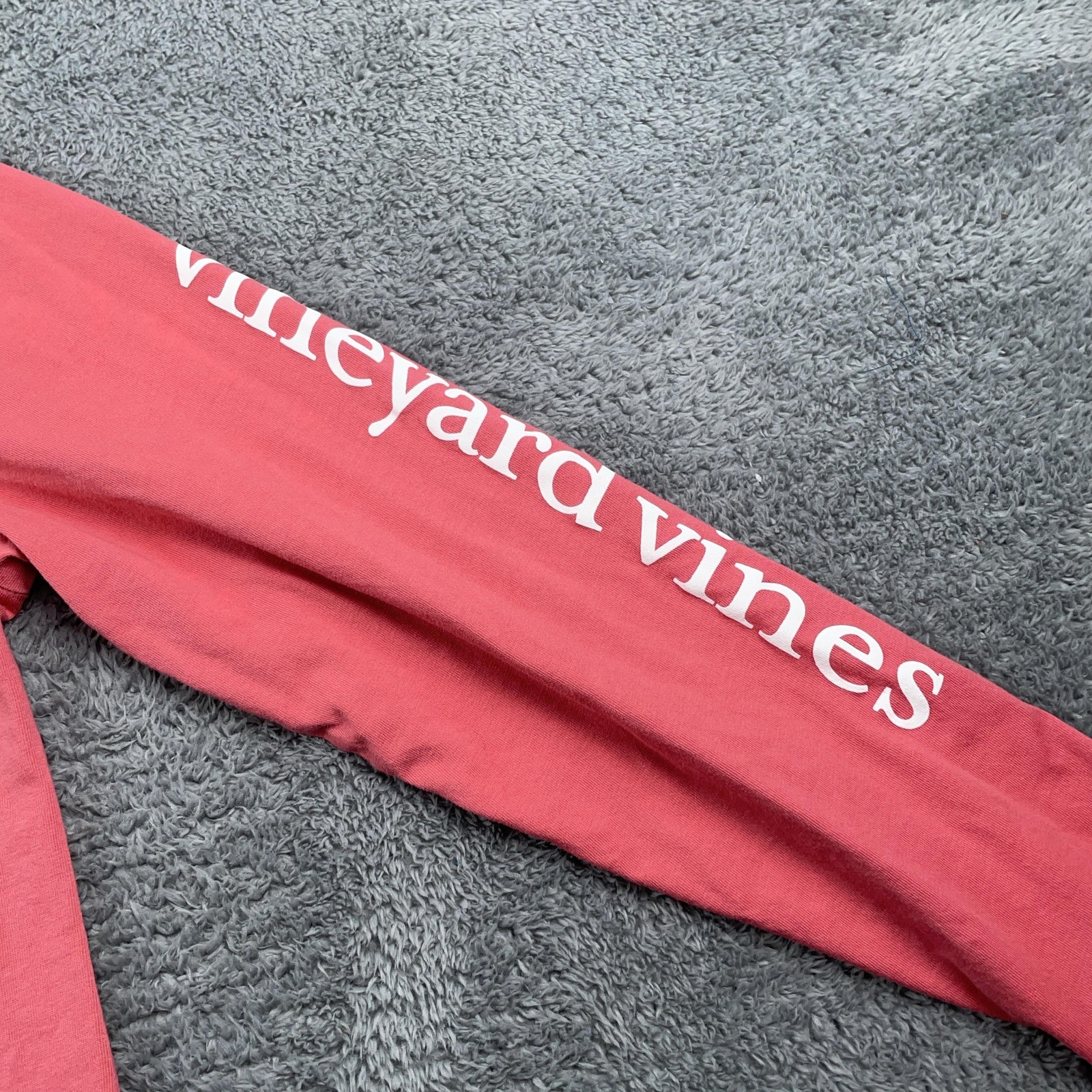 Vineyard Vines Shirt Mens Small Pink Long Sleeve Pocket Preppy Lightweight gallery