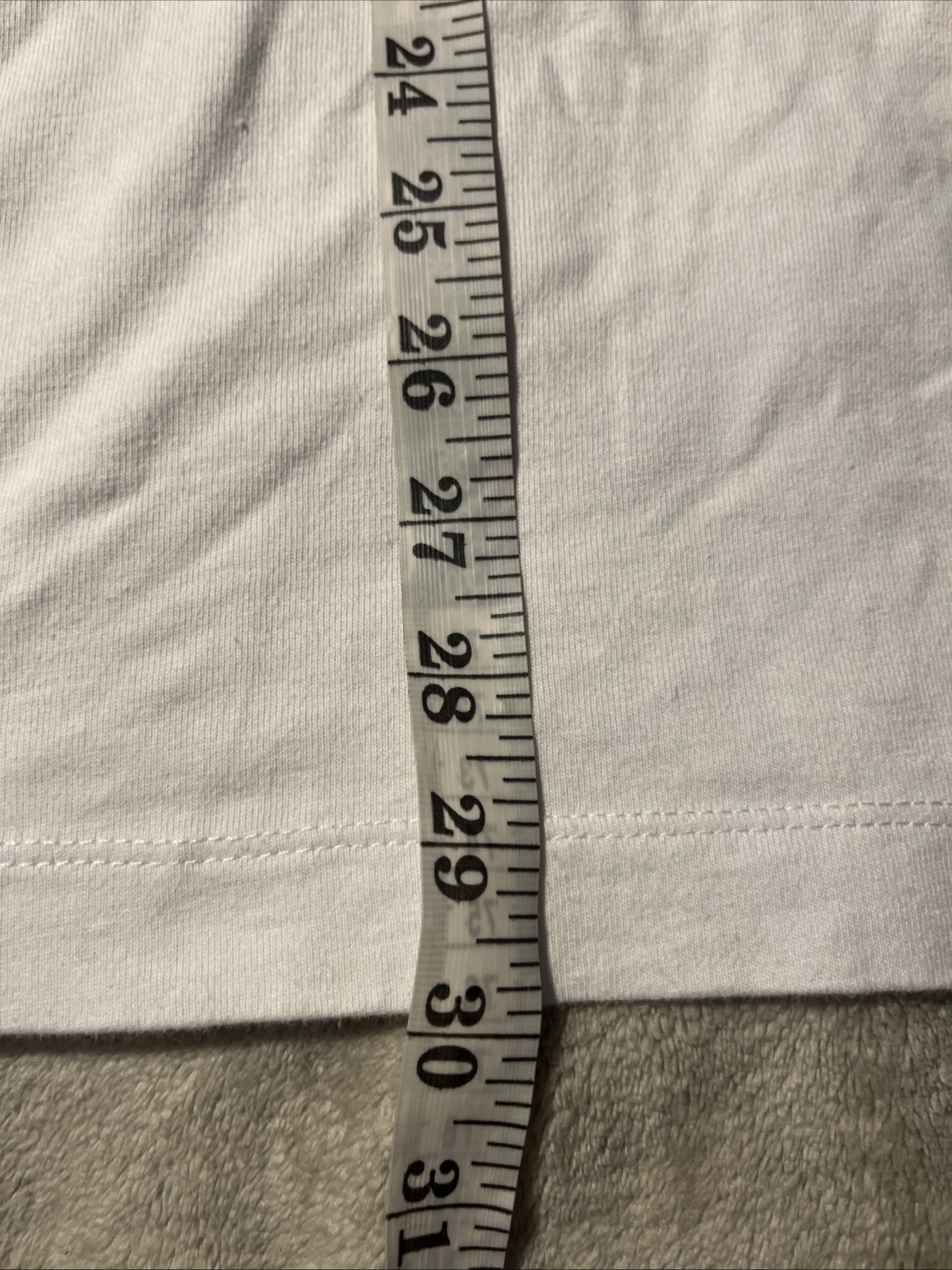 Size Large J Balvin “QUE BUENO VOLVER A VERTE” T-Shirt gallery
