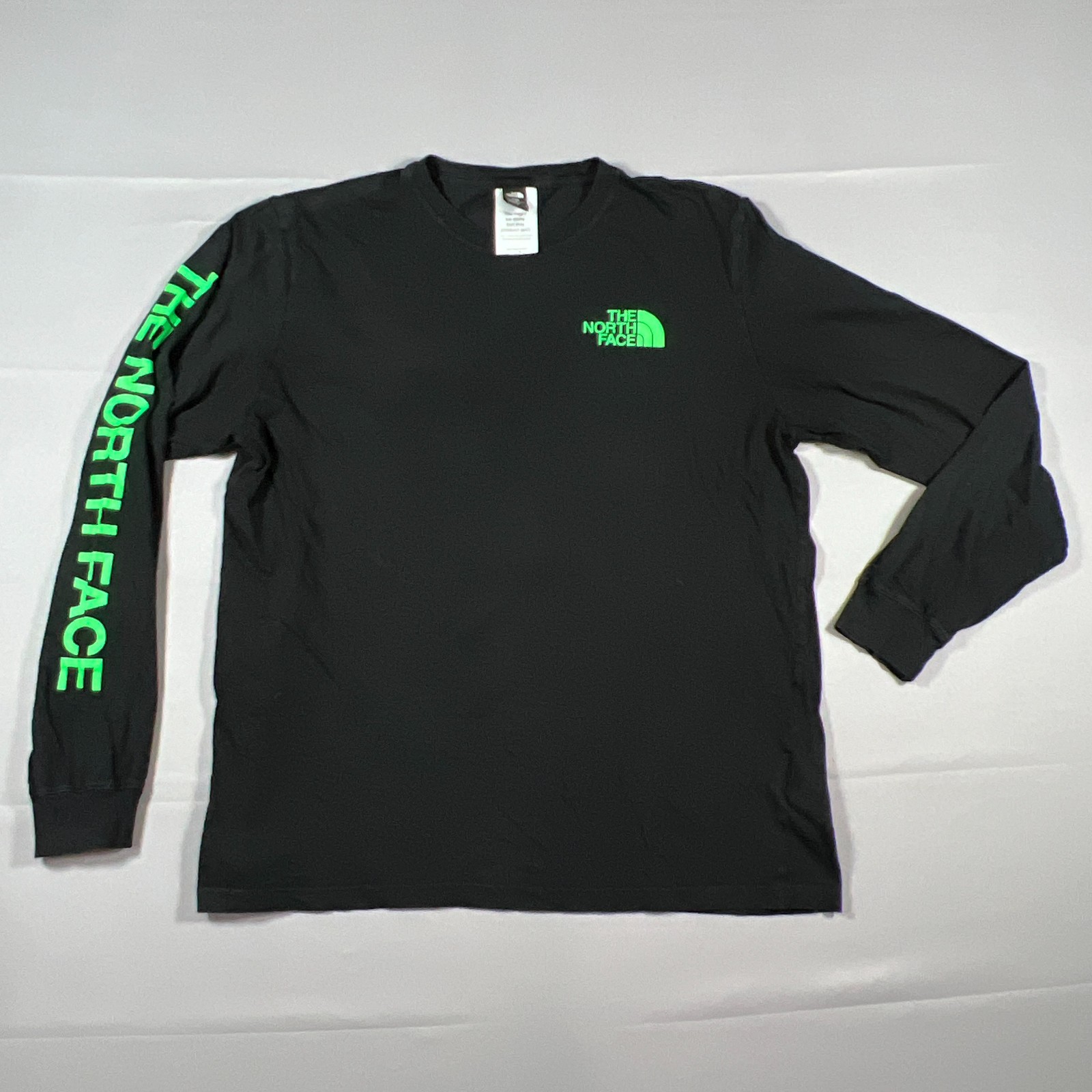 The North Face Hit Graphic T Shirt Men Large Black Cotton Long Sleeves Crew Neck