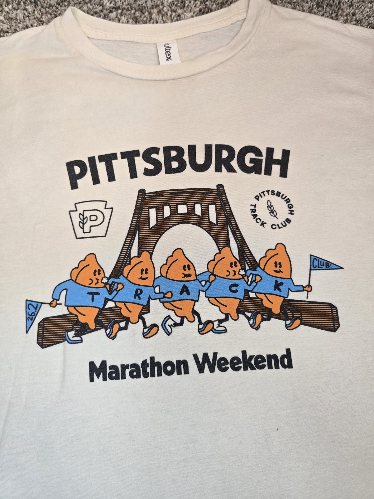 Tultex Cream Pittsburgh Marathon Weekend Graphic Tee Size Medium gallery