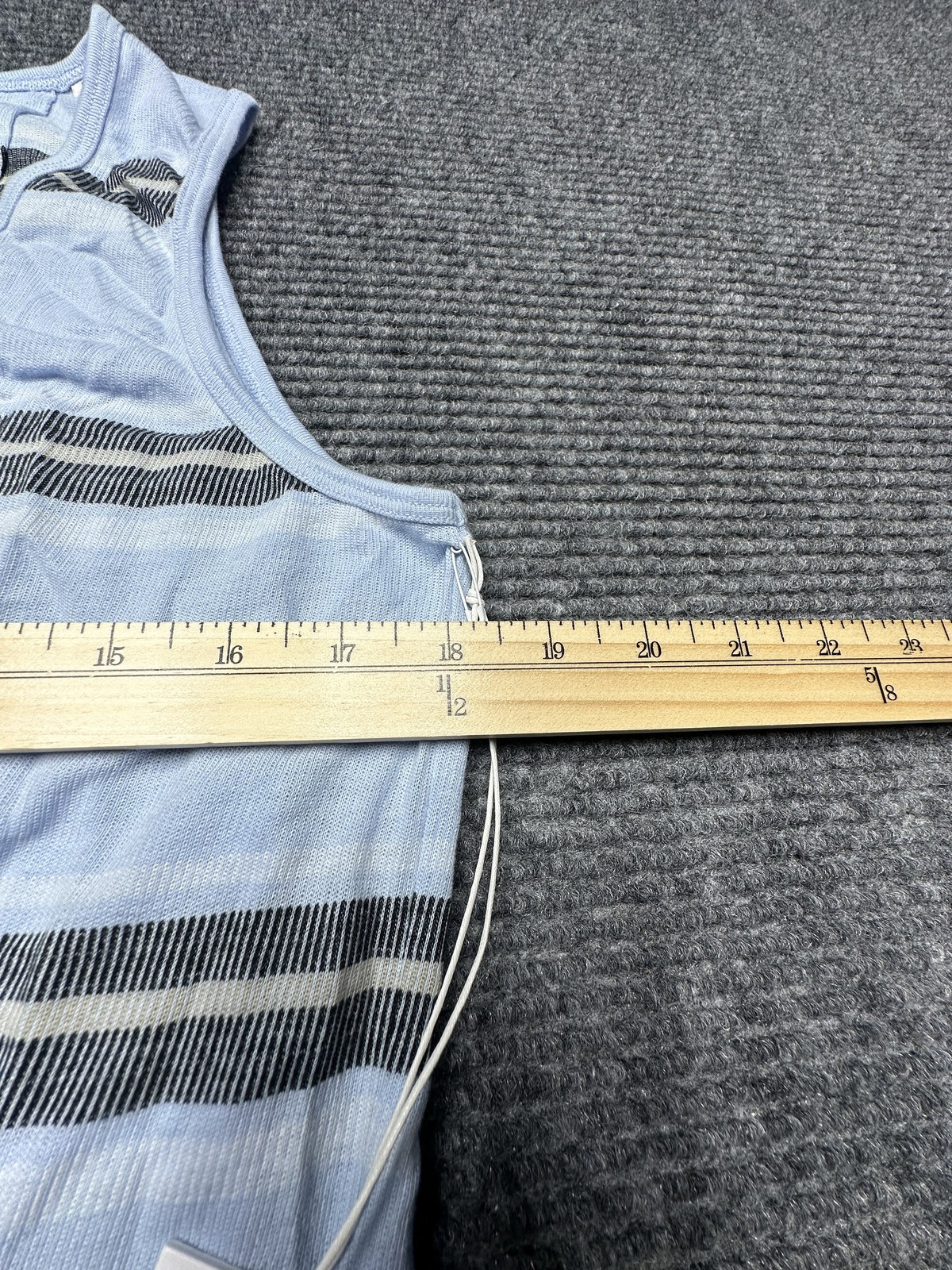 Saturdays New York City Tank Top Mens Small Sky Blue Stripe Nick S Lightweight gallery
