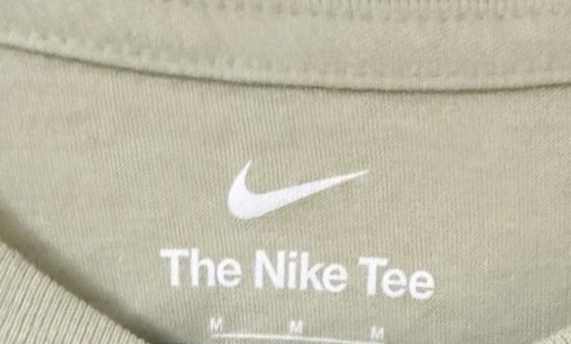 Nike Men's Light Green Graphic Print Logo Crew Neck T-Shirt Size M *NEW w/Tags* gallery