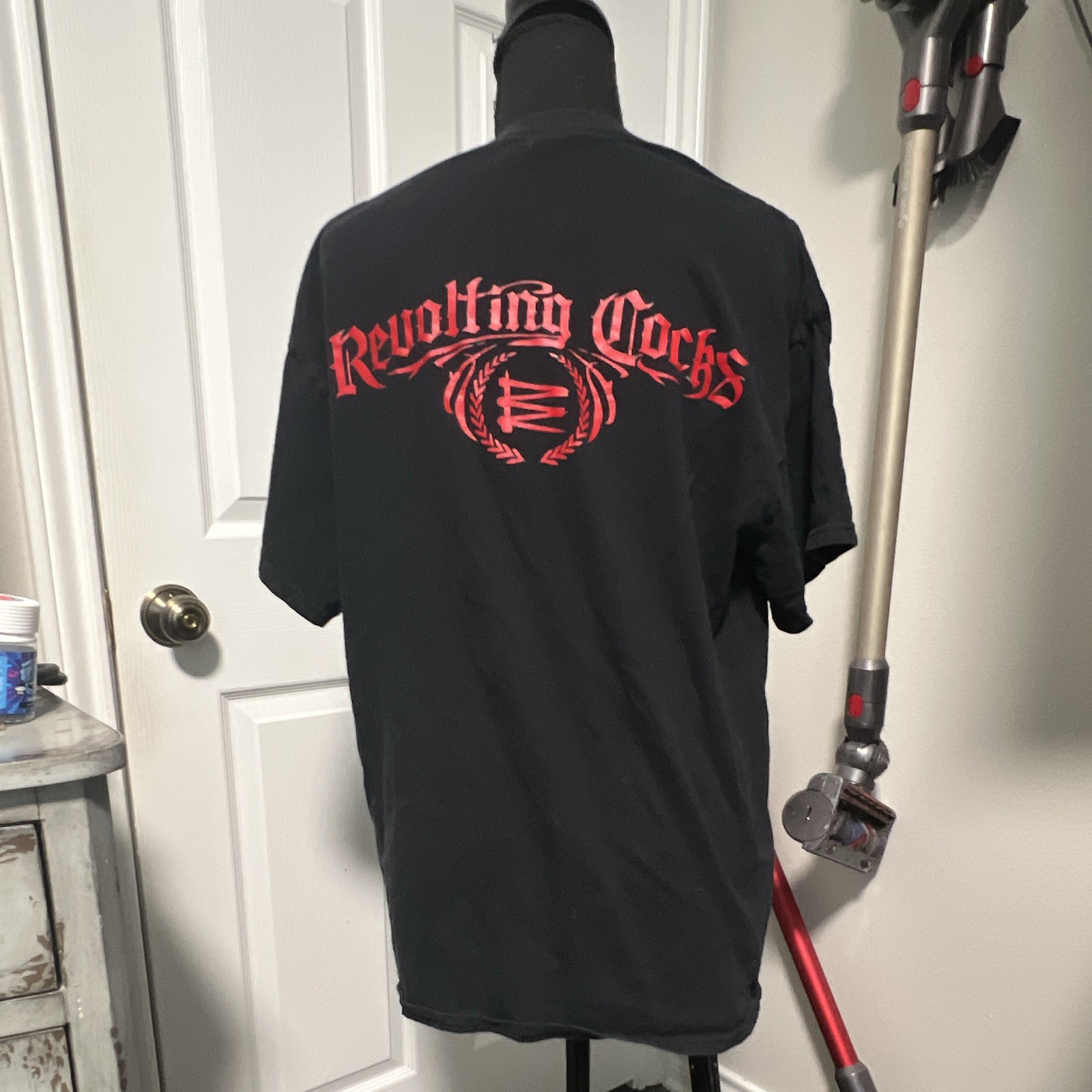 Gildan Heavy Cotton G500 Revolting Cocks Graphic Tee L Black/Red Crew gallery