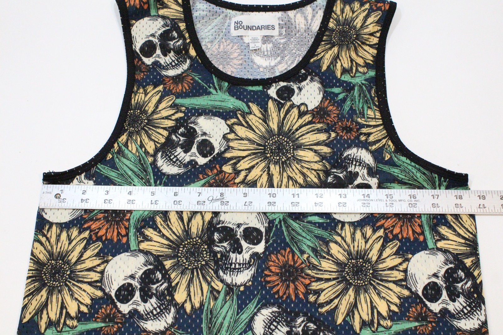 Men’s No Boundaries Skull and Sunflowers Mesh Tank Top Size S (34-36) gallery