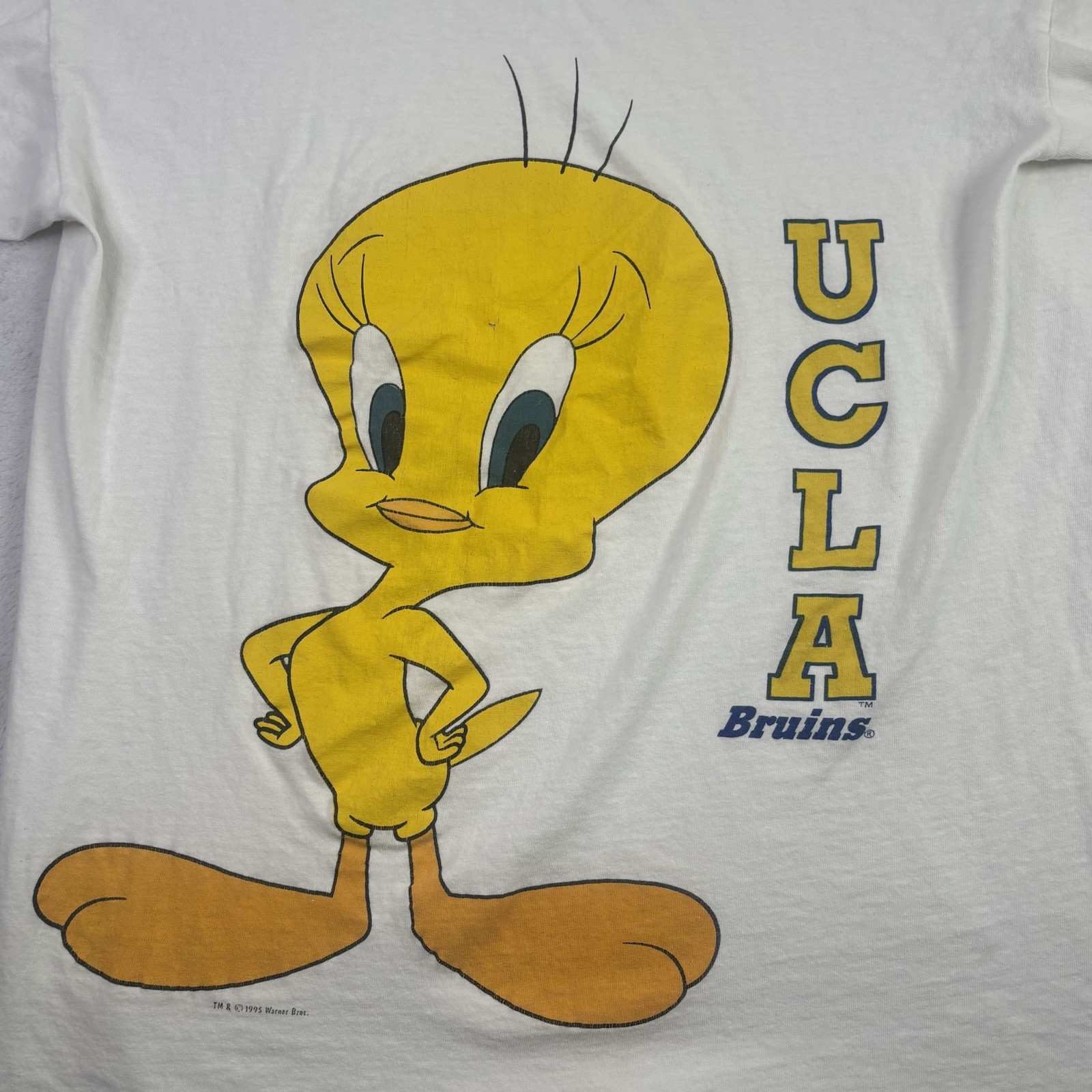 VTG 1995 Tweety Bird UCLA Bruins White SS Graphic OSFA Shirt gallery