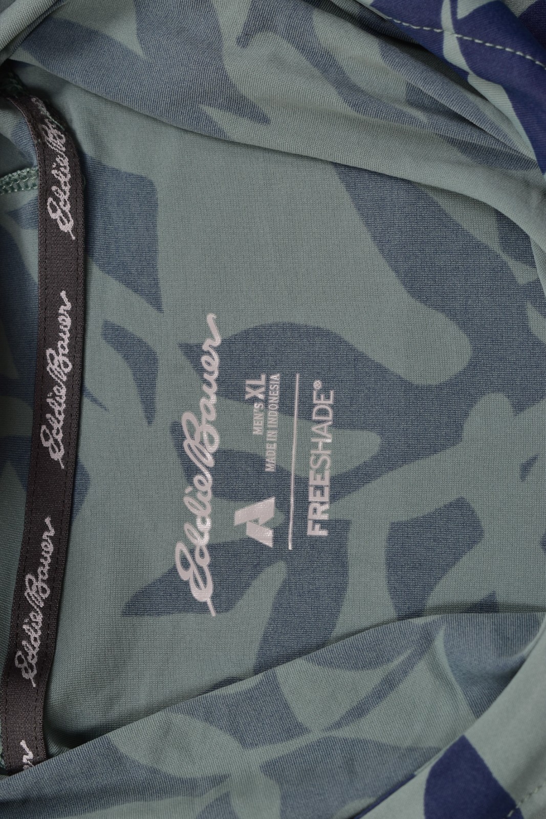 Eddie Bauer Men's XL Solarfoil Freeshade Print Pullover Hoodie Dark Seafoam NWT gallery