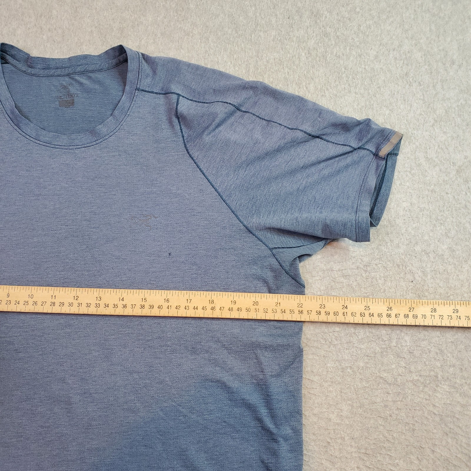 Arcteryx Shirt Men's XL Blue Short Sleeve Performance Outdoors Gorpcore Hiking gallery
