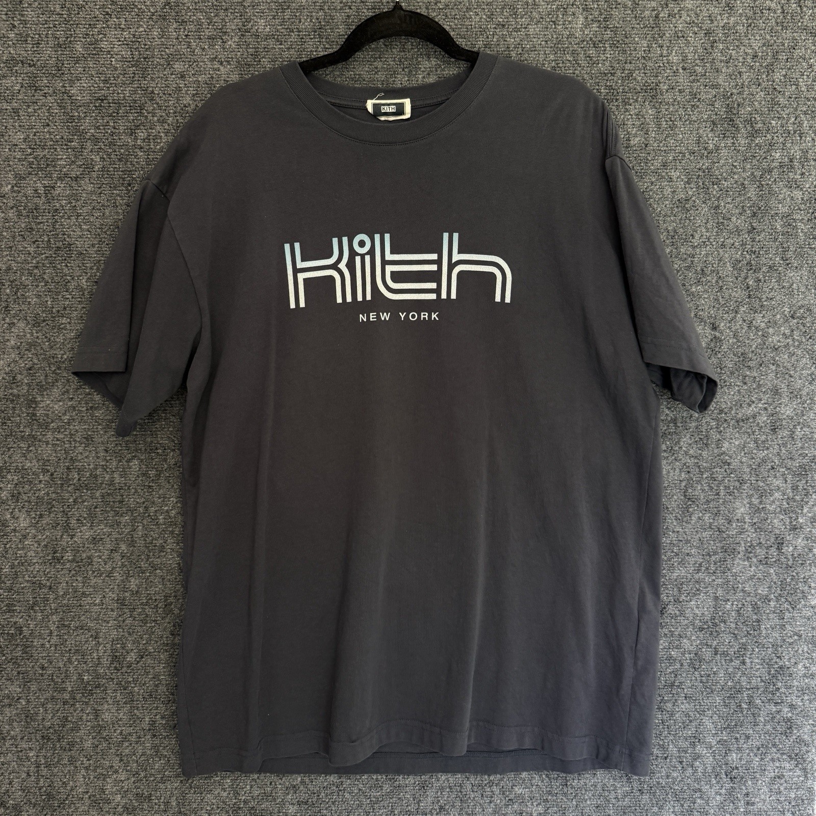 Kith New York Logo T-Shirt Dark Grey Graphic Tee Mens Large gallery