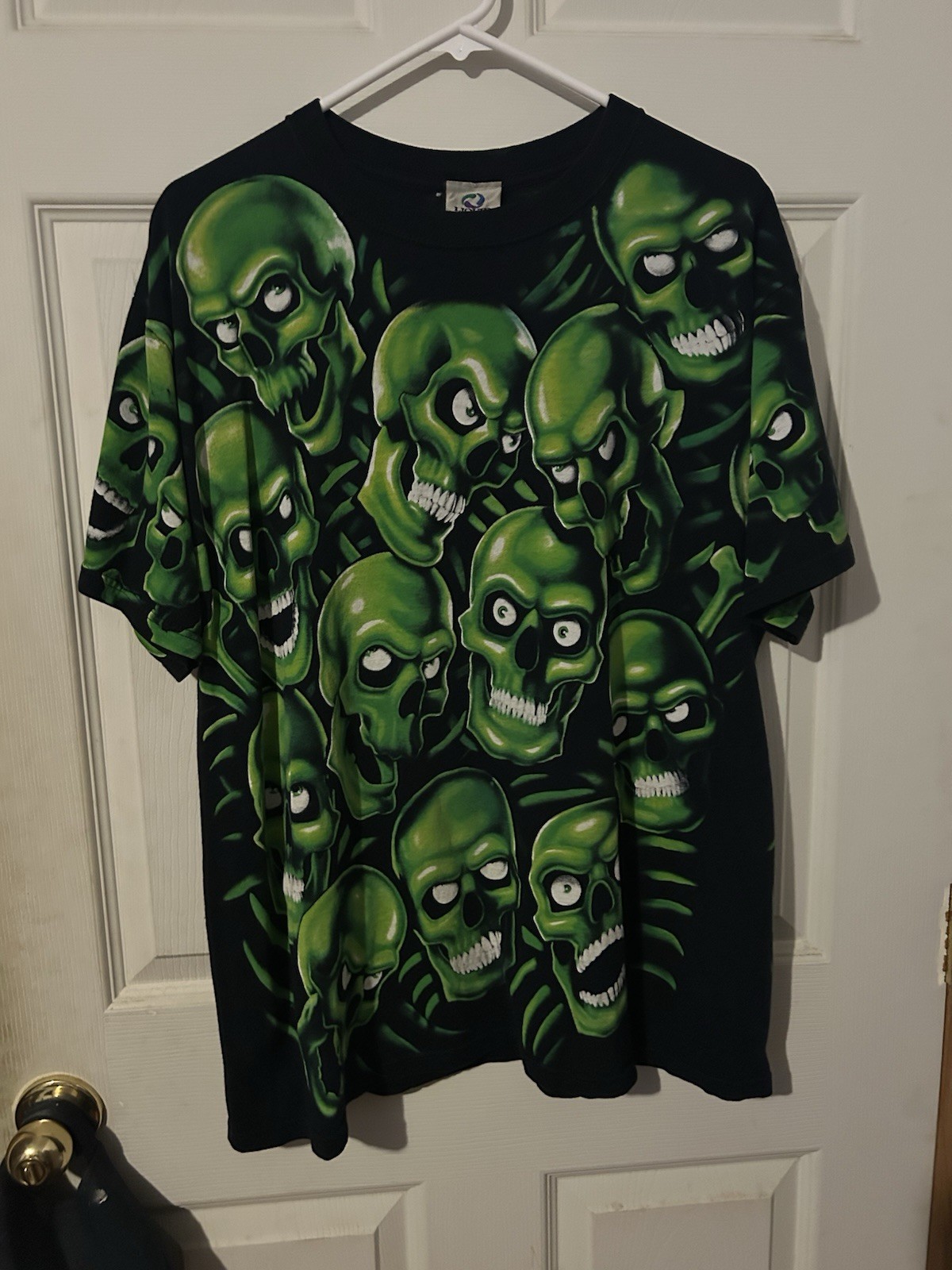 Liquid Blue Skull Pile Size Large Y2K gallery
