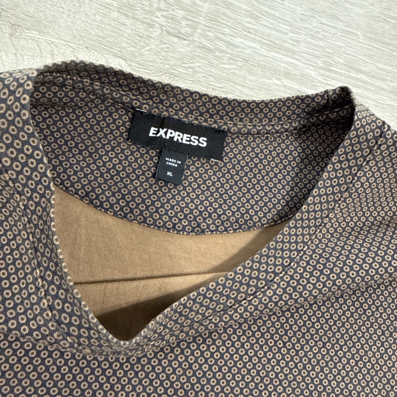 Express Shirt Men's Brown Geometric Print Stretch Cotton Spandex XL Tee gallery