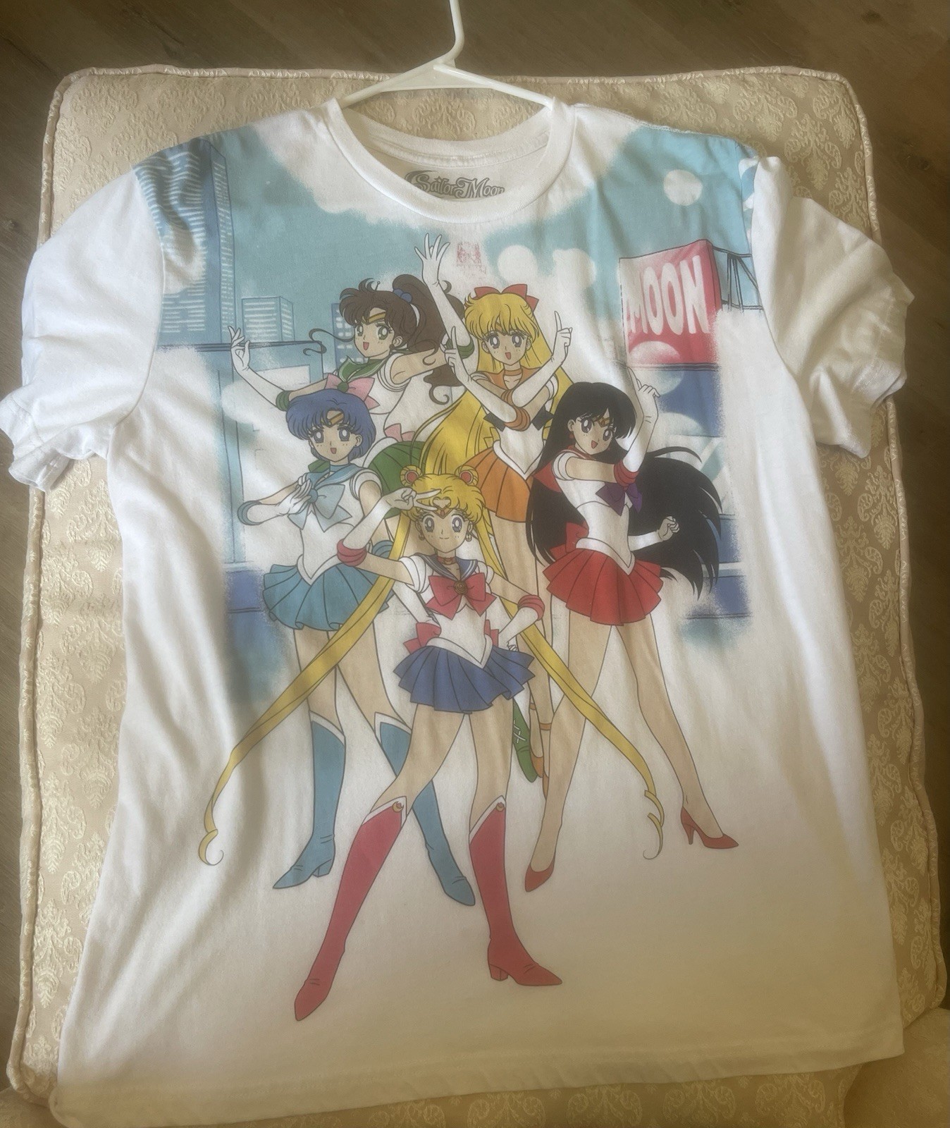 Sailor Moon Men's White Graphic Print Crew Neck Short Sleeve T-Shirt Size L gallery