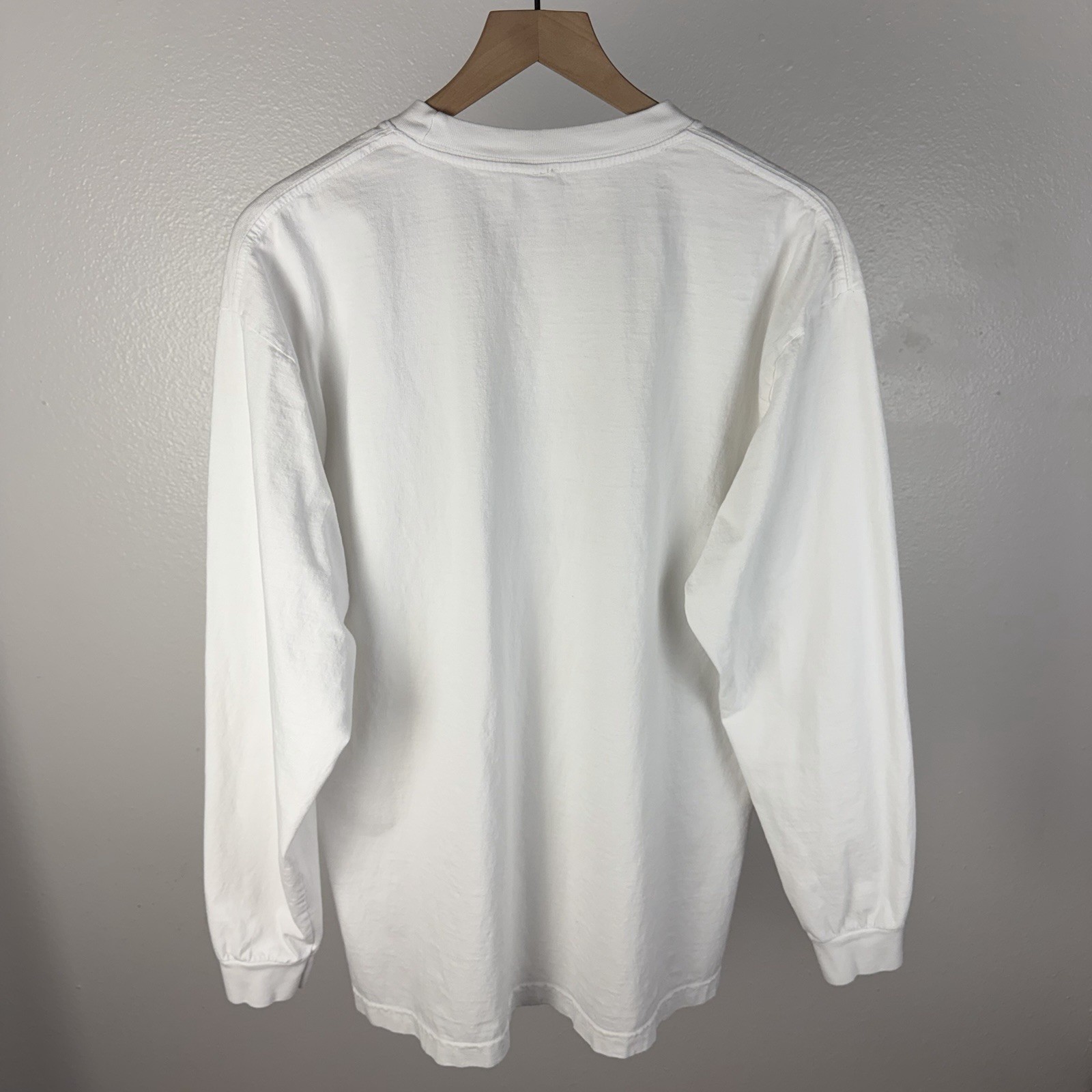 UNDEFEATED Teeth Tooth Grill Graphic White Long Sleeve T Shirt Size Large gallery