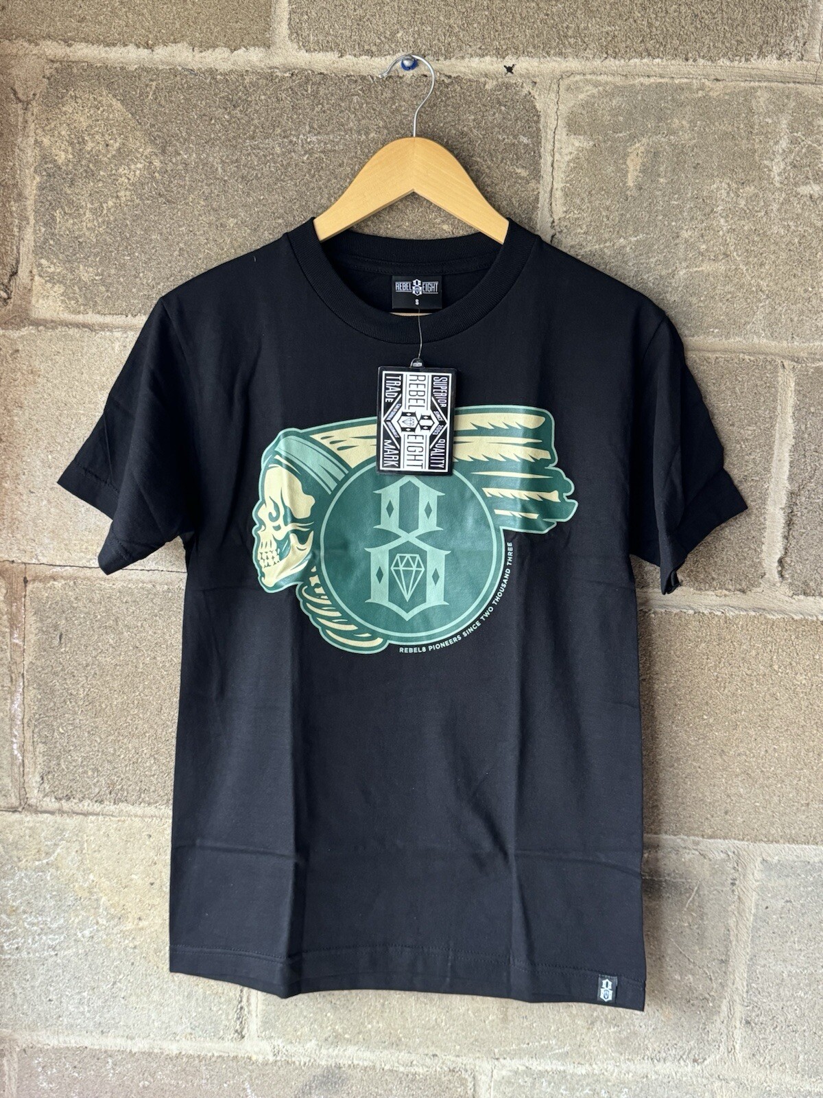 Mens Rebel8 Pioneers Black Tshirt Size Small