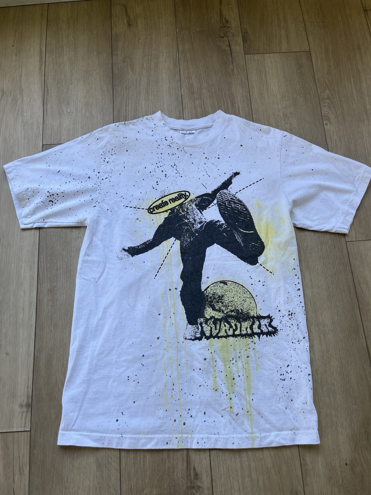 Shaka Wear Streetwear Essentials Graphic Tee L White Splatter Create Reality gallery