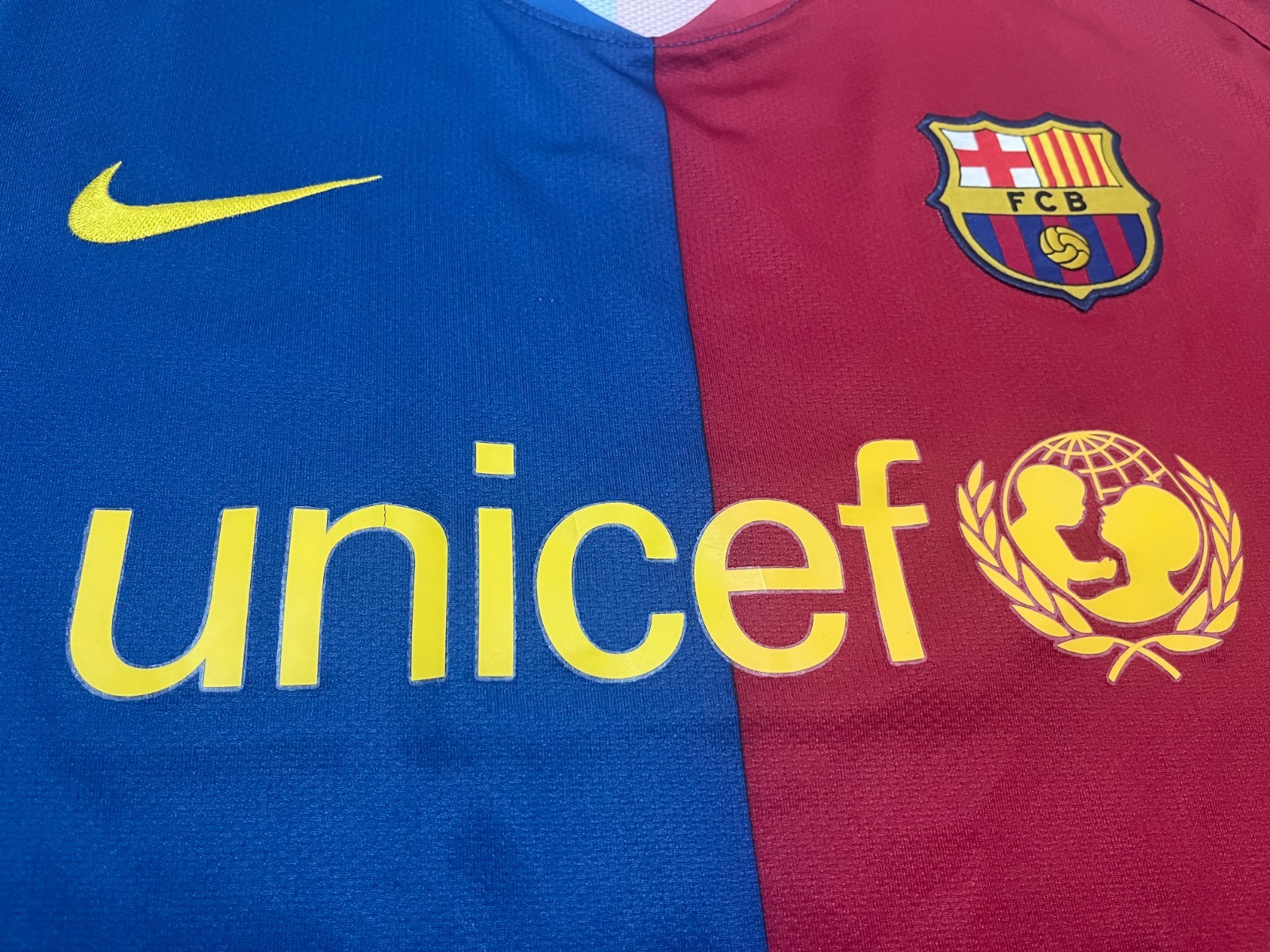 Nike FC Barcelona Home Shirt 2008 2009 UNICEF Jersey XL Messi Era Soccer Footbal gallery
