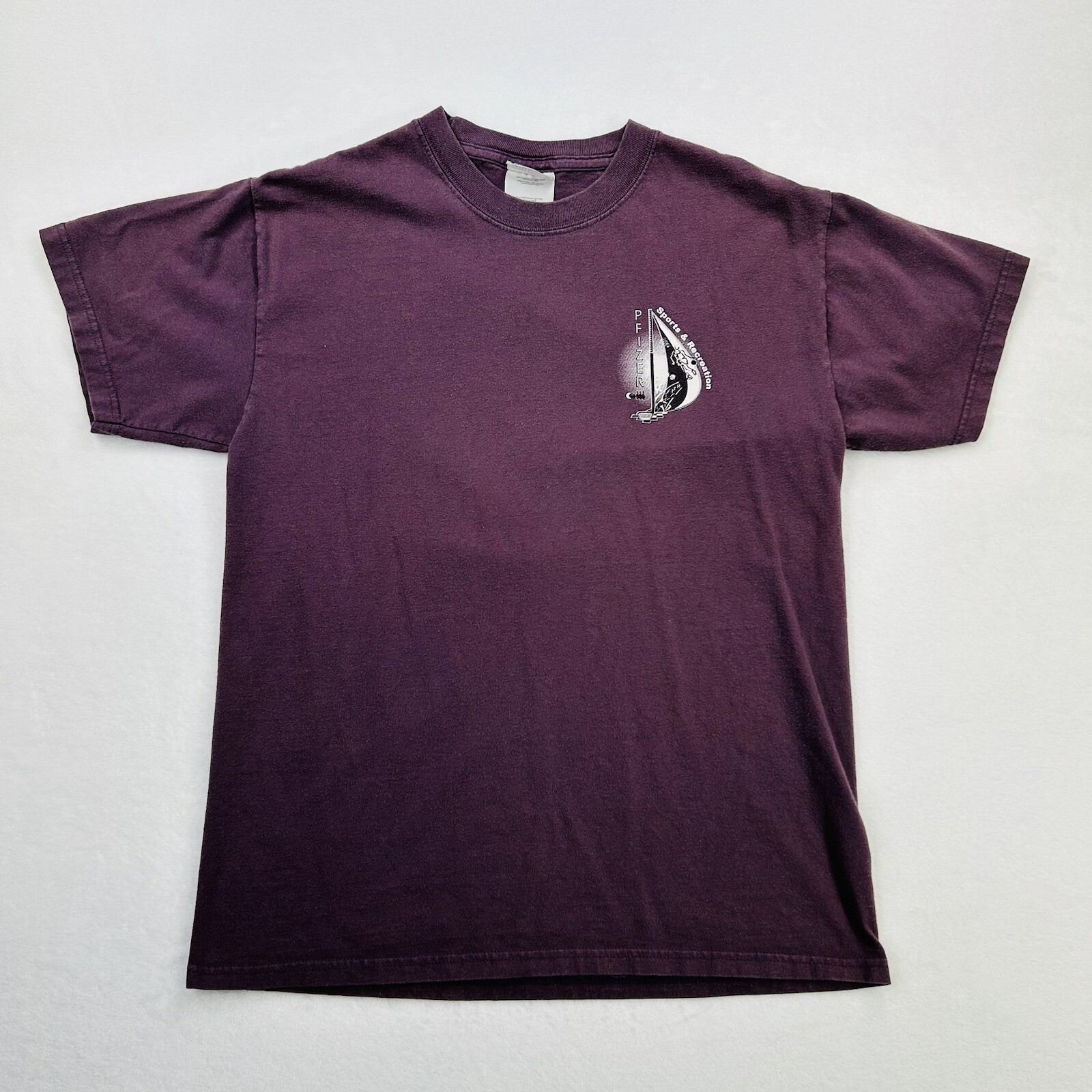 VINTAGE Pfizer Shirt Adult Medium Purple Red Sports Recreation Golf Tennis Mens