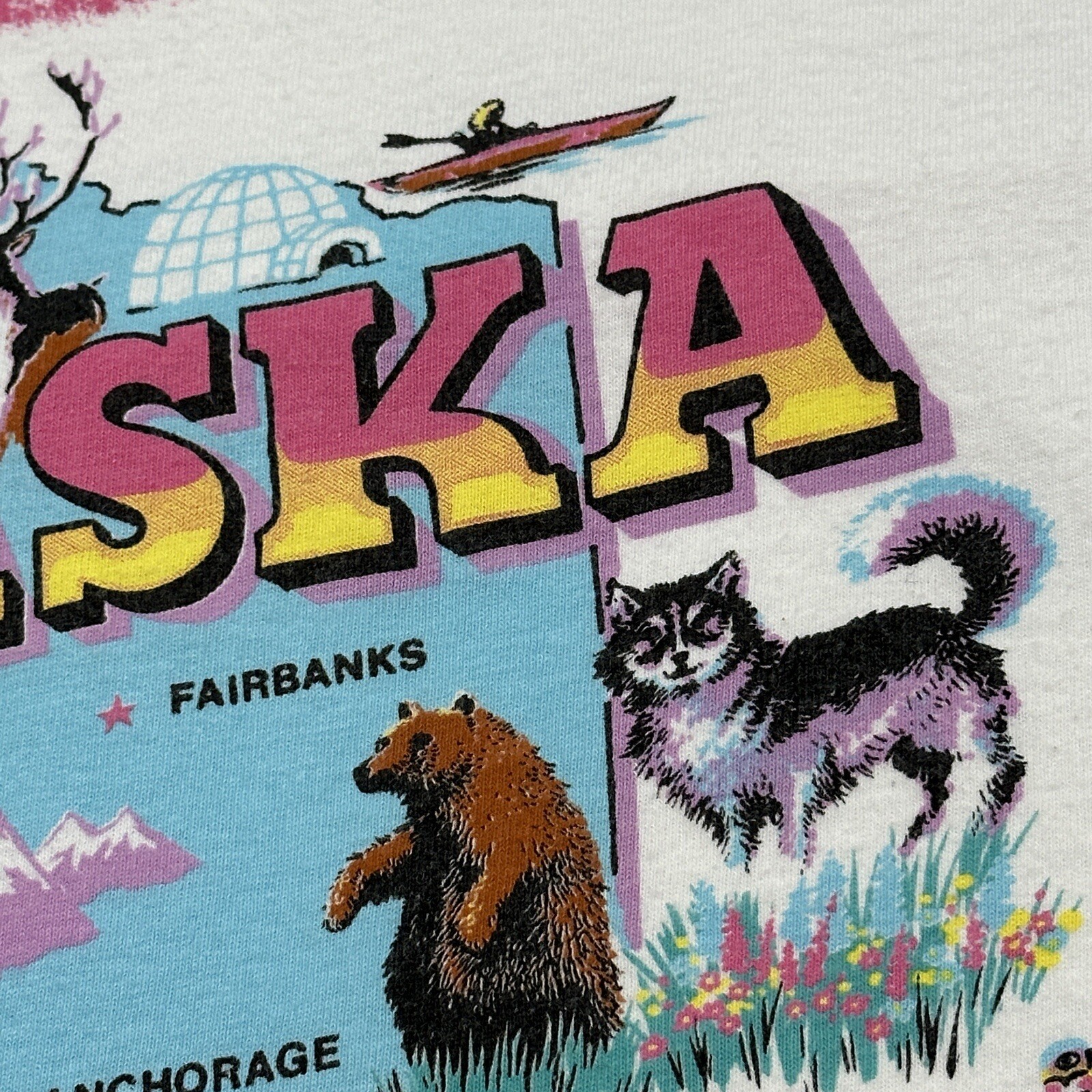 Vintage Lifestyles Shirt Mens Large White Alaskan Wildlife Colorful Nature 90s gallery